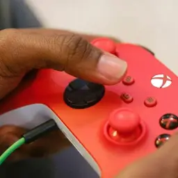 CONTROLE SEM FIO XBOX - PULSE RED — imagem 6