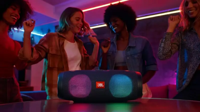 Qual JBL PartyBox escolher? 710, Stage 320 ou Club 120?